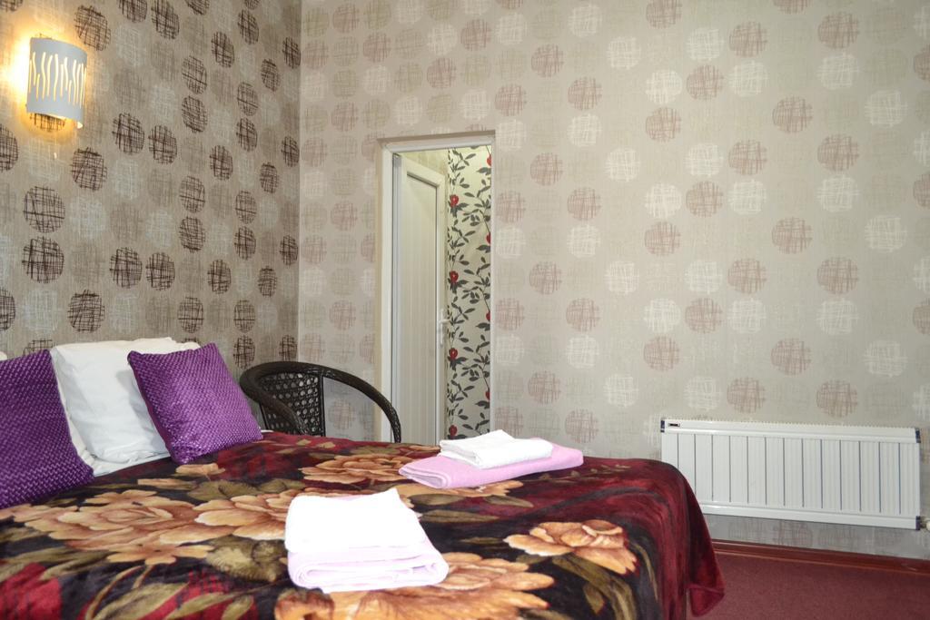 Hotel Elite House Batumi Quarto foto